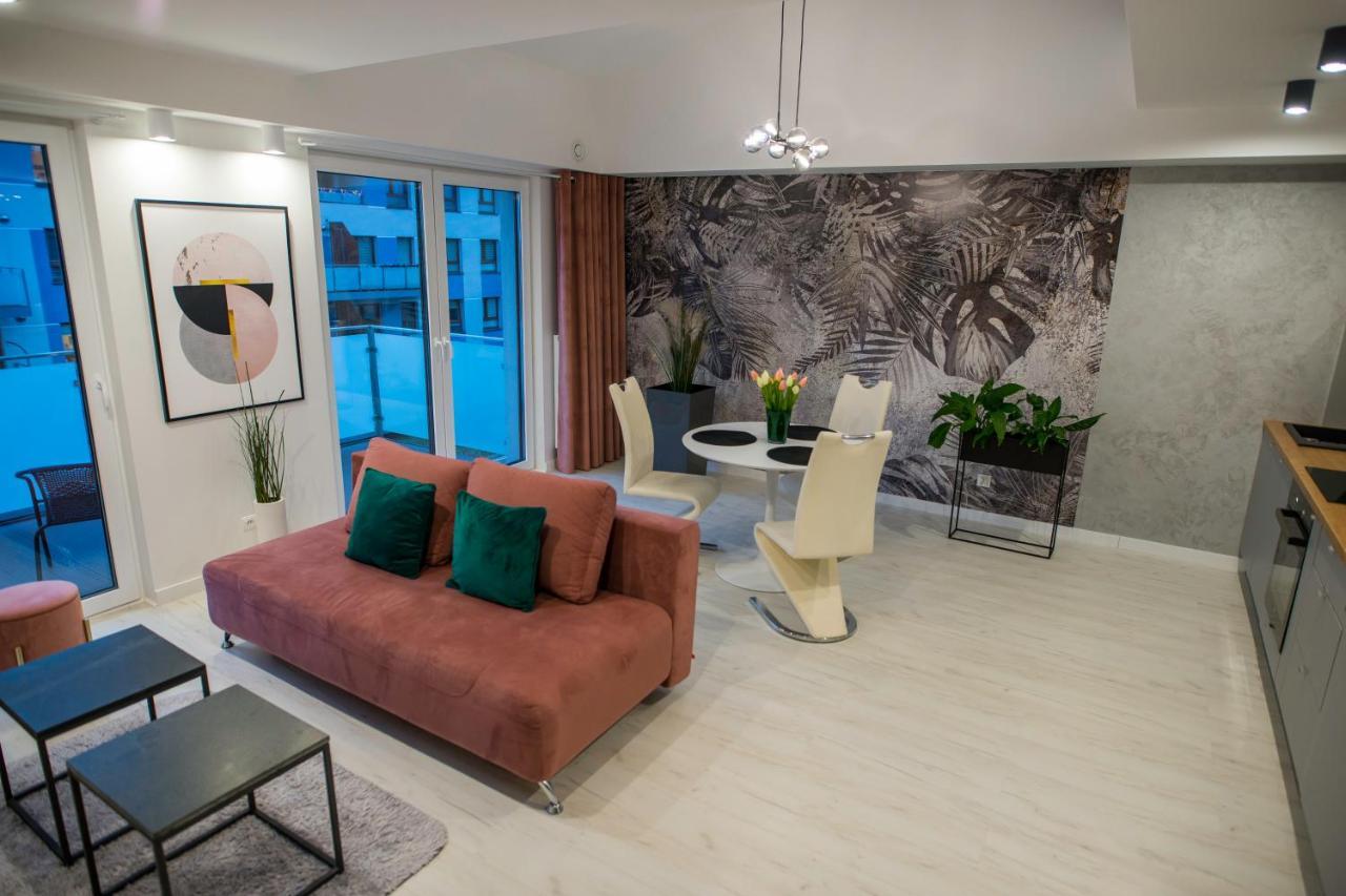 Nowoczesny Apartament Na Warmii I Mazurach Z Garazem Biskupiec  Exteriör bild
