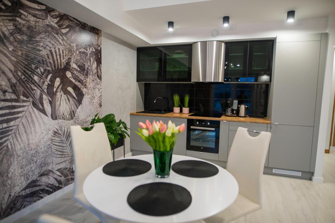 Nowoczesny Apartament Na Warmii I Mazurach Z Garazem Biskupiec  Exteriör bild